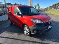 Usata Fiat Doblò Easy 95 CV (69 kW) 2019 Rosso Monovolume