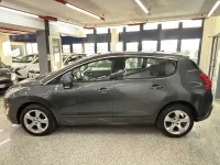 Usata Peugeot 3008 Business-Line 111 CV (81 kW) 2012 Grigio Station wagon