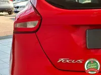 Usata Ford Focus Titanium 95 CV (69 kW) 2016 Rosso Berlina