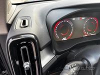 Usata Volvo XC40 R-Design 150 CV (110 kW) 2019 Nero SUV