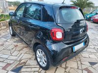 Usata Smart ForFour 71 CV (52 kW) 2015 Nero Utilitaria