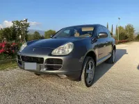 Usata Porsche Cayenne 340 CV (250 kW) 2004 Grigio SUV