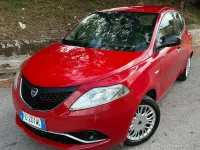 Usata Lancia Ypsilon Silver 69 CV (50 kW) 2016 Utilitaria