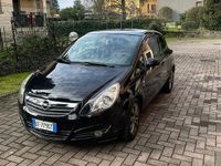 Usata Opel Corsa Club 86 CV (63 kW) 2010 Nero Utilitaria