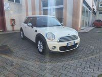 Usata Mini One D 90 CV (66 kW) 2012 Beige Utilitaria