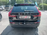 Usata Volvo XC60 Momentum 197 CV (144 kW) 2021 Nero SUV