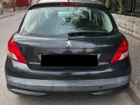 Usata Peugeot 207 68 CV (50 kW) 2013 Nero Utilitaria