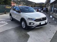 Usata VW T-Roc Life 110 CV (80 kW) 2023 Beige SUV