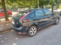 Usata Ford Focus 110 CV (80 kW) 2005 Nero Berlina