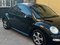 Usata VW New Beetle 101 CV (74 kW) 2003 Nero Utilitaria