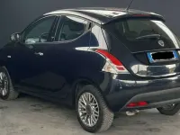 Gebraucht Lancia Ypsilon Gold 69 PS (50 kW) 2011 Blau Kleinwagen