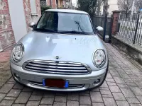 Usata Mini ONE 98 CV (72 kW) 2010 Argento Utilitaria