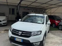 Usata Dacia Sandero Prestige 90 CV (66 kW) 2015 Bianco SUV