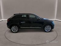 Usata VW T-Roc Advance 150 CV (110 kW) 2019 Blu SUV
