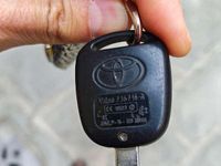 Usata Toyota Yaris Sol 87 CV (63 kW) 2003 Grigio Utilitaria