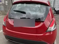 Begagnad Lancia Ypsilon 69 HK (50 kW) 2022 Röd Halvkombi