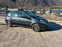 Usata Renault Clio II 2005 Grigio Berlina