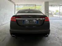 Usata Jaguar XF Premium Luxury 207 CV (152 kW) 2009 Grigio Berlina