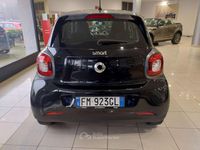 Usata Smart ForFour 71 CV (52 kW) 2017 Nero Utilitaria