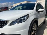 Usata Peugeot 2008 Active 101 CV (74 kW) 2019 Bianco SUV