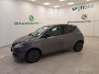Usata Lancia Ypsilon Silver 70 CV (51 kW) 2023 Grigio Utilitaria