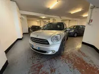 Usata Mini Cooper D Countryman Business 111 CV (81 kW) 2016 Argento SUV