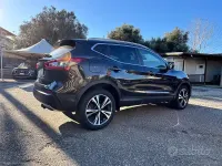 Usata Nissan Qashqai N-Connecta 131 CV (96 kW) 2018 Nero SUV