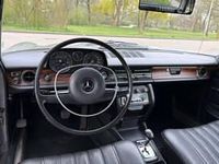 Usata Mercedes 250 130 CV (95 kW) 1971 Grigio Berlina