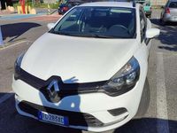 Usata Renault Clio GrandTour 75 CV (55 kW) 2017 Bianco Station wagon
