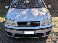 Usata Fiat Punto 69 CV (50 kW) 2004 Blu/azzurro Utilitaria