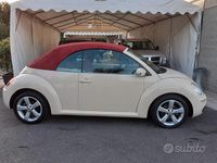 Usata VW Beetle Cabriolet 101 CV (74 kW) 2008 Bianco Cabrio