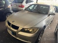 Usata BMW 318 143 CV (105 kW) 2008 Grigio Berlina