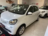 Usata Smart ForFour Passion 61 CV (44 kW) 2015 Bianco Utilitaria