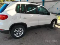 Usata VW Tiguan 140 CV (102 kW) 2011 Bianco SUV