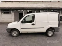 Usata Fiat Doblò 65 CV (47 kW) 2004 Bianco Monovolume