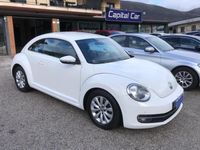 Usata VW Beetle Design 105 CV (77 kW) 2014 Bianco Utilitaria