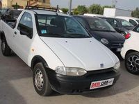Usata Fiat Strada 80 CV (58 kW) 2002 Bianco pastello Pick-up
