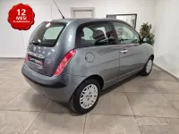 Usata Lancia Ypsilon 60 CV (44 kW) 2005 Grigio Utilitaria