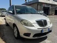 Usata Lancia Ypsilon 75 CV (55 kW) 2008 Argento Utilitaria