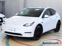 Usata Tesla Model Y 152 kW (208 CV) 2021 Bianco SUV