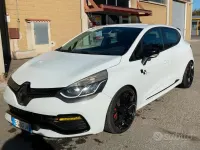 Usata Renault Clio IV R.S. 200 CV (147 kW) 2013 Bianco Berlina