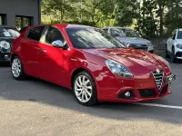 Usata Alfa Romeo Giulietta 120 CV (88 kW) 2015 Rosso Utilitaria