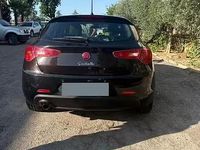 Second-hand Alfa Romeo Giulietta 109 CP (80 kW) 2013 Negru Hatchback
