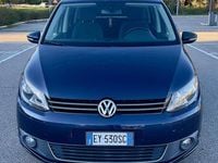 Usata VW Touran Comfortline 105 CV (77 kW) 2015 Blu/azzurro Monovolume