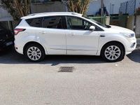 Usata Ford Kuga Vignale 150 CV (110 kW) 2018 Bianco SUV