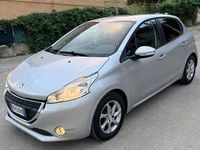 Usata Peugeot 208 Active 68 CV (50 kW) 2012 Argento Utilitaria