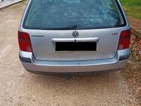 Usata VW Passat 110 CV (80 kW) 1998 Grigio Station wagon
