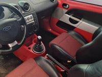 Usata Ford Fiesta ST 160 CV (117 kW) 2005 Rosso Utilitaria