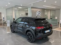 Usata Citroën C4 Shine 102 CV (75 kW) 2018 Nero Berlina
