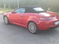 Usata Alfa Romeo Spider Exclusive 500 CV (367 kW) 2006 Rosso Cabrio